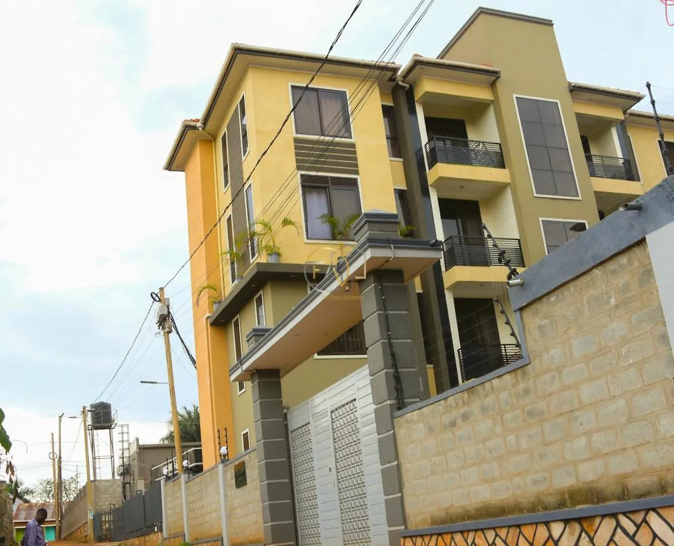 Firstchoice Apartments كامبالا أوغندا
